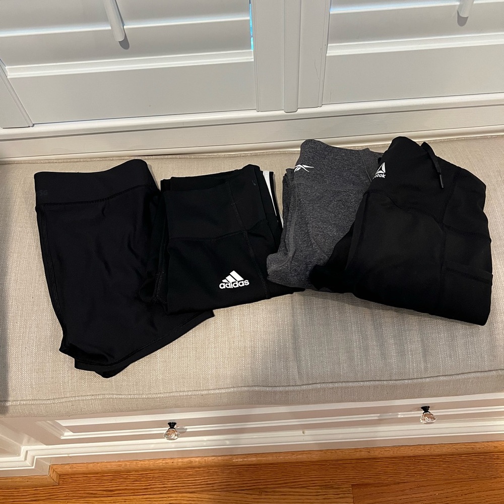 4 pairs of name brand bottoms